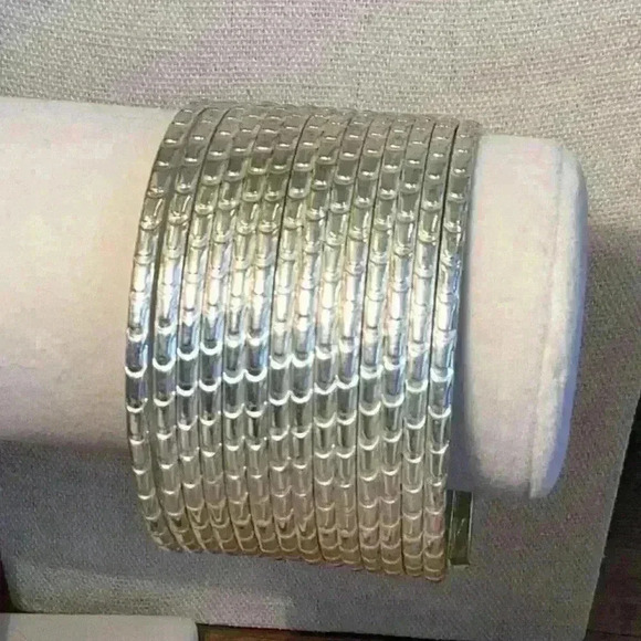 Silver Statement Bangle - Picture 2 of 6